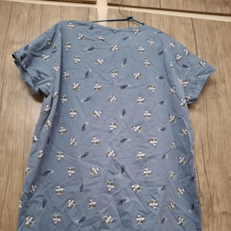 تیشرت سایز 40