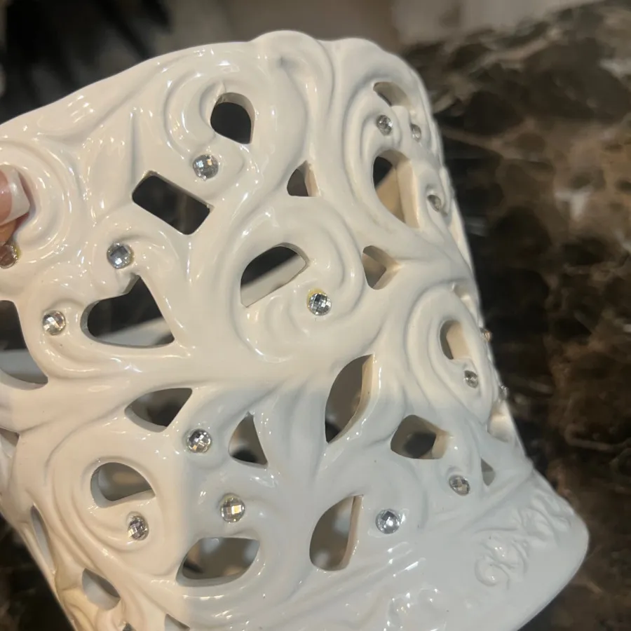 شکلات خوری نگین دار