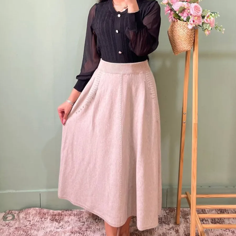 دامن جنس بافت گرم