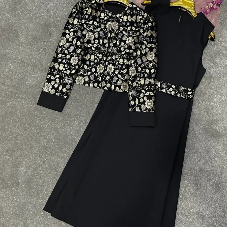 ست کت و سارافون هما