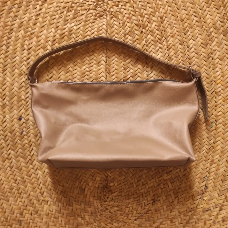 کیف بزرگ لش