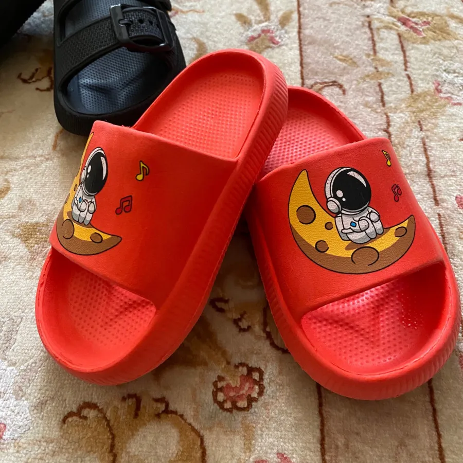 دمپایی بچه گانه