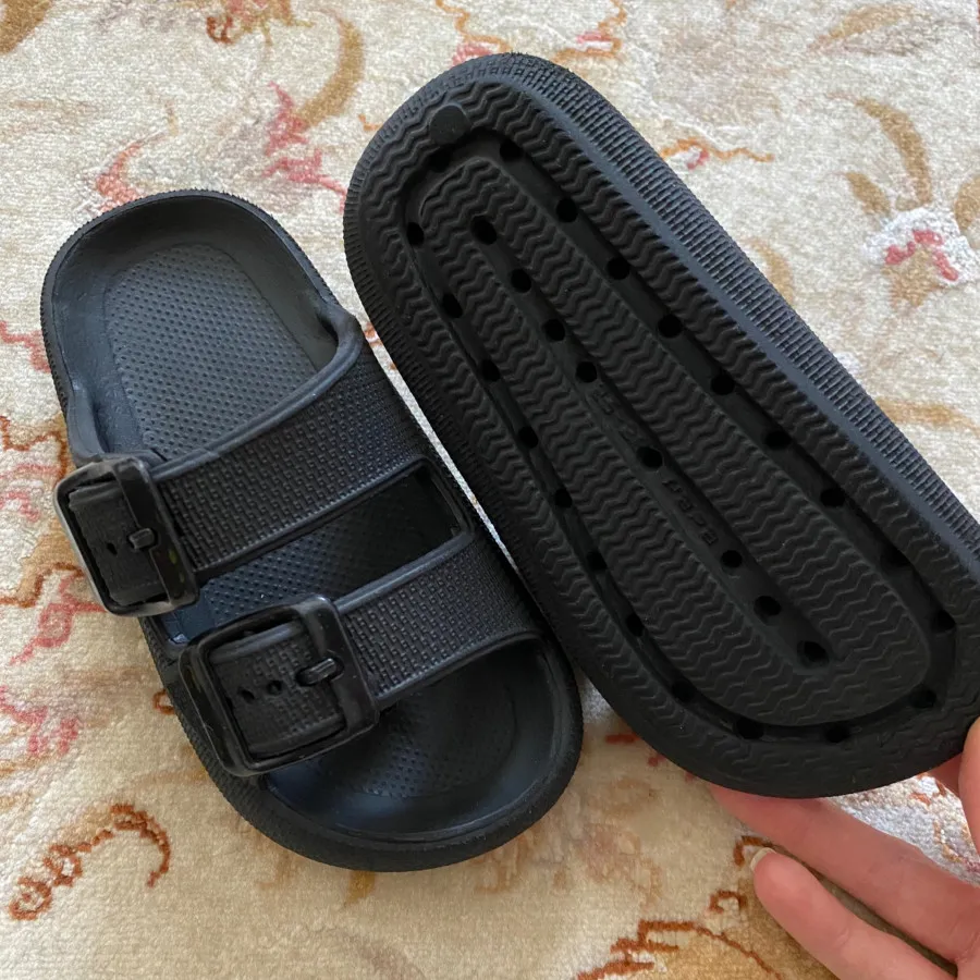 دمپایی بچه گانه