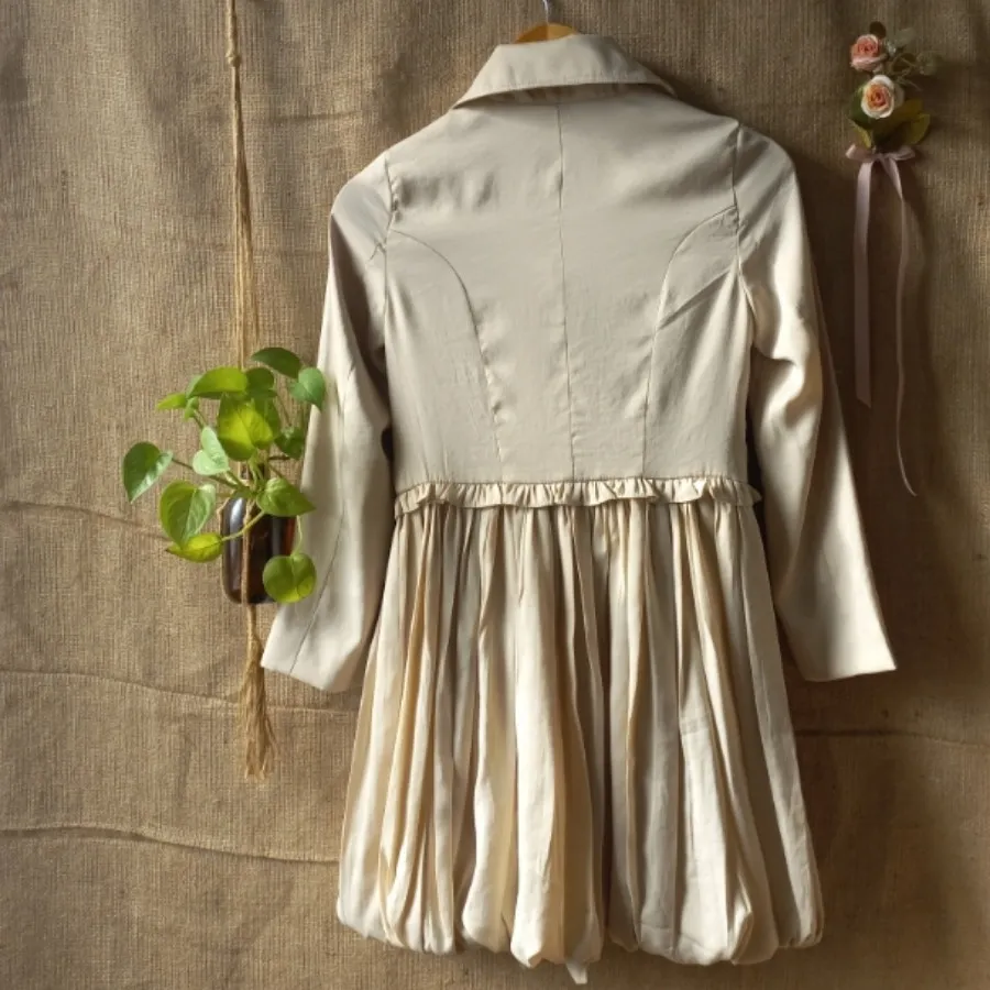 مانتو عروسکی