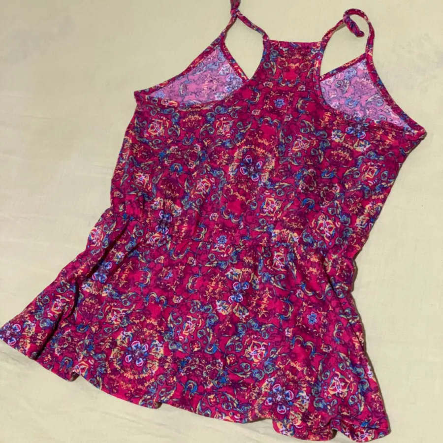 تاپ دخترانه