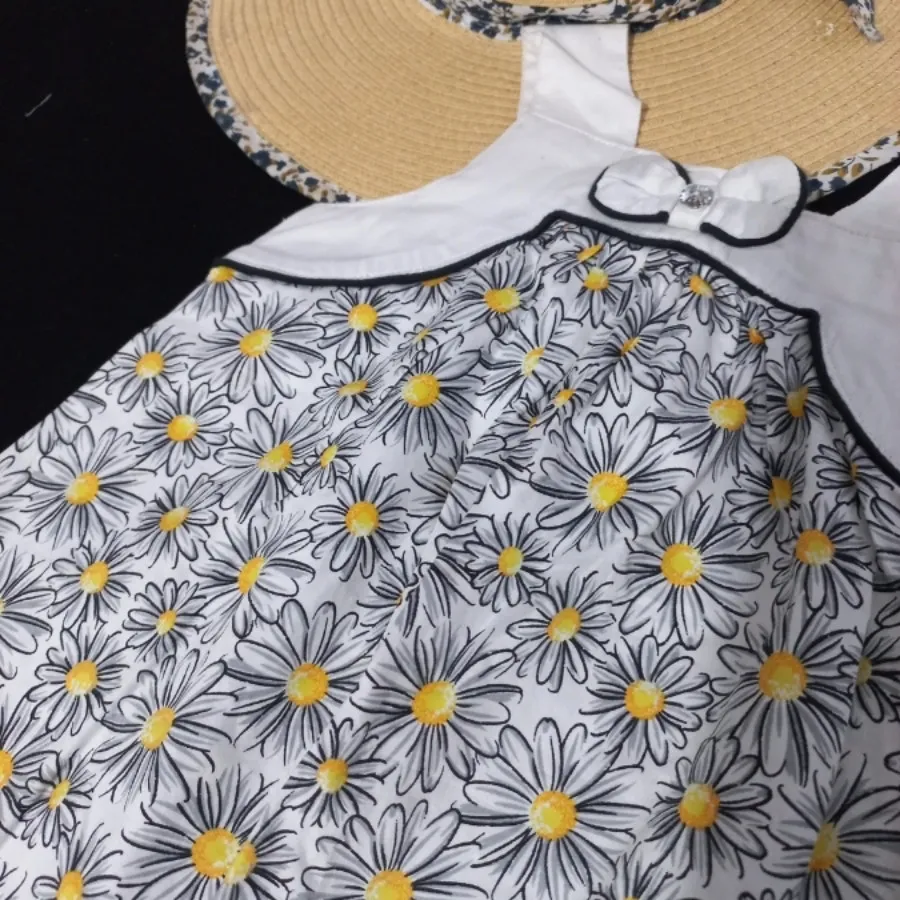 پیراهن طرح گل بابونه