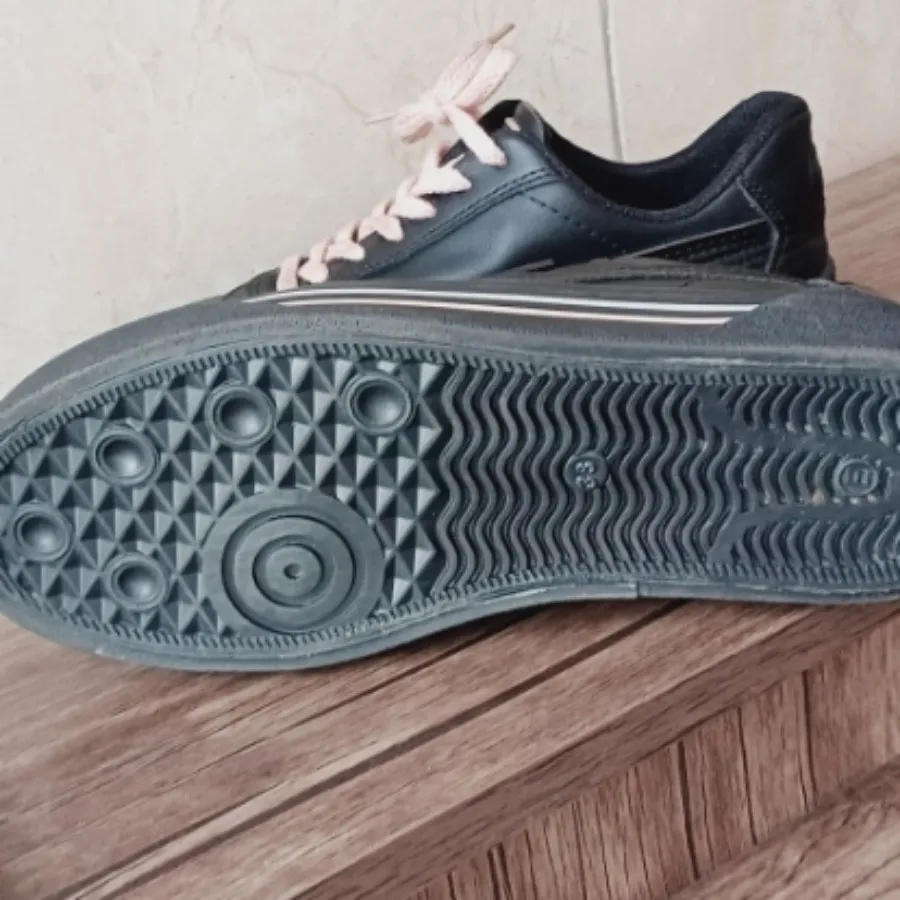 کتانی مارک Puma سایز 38