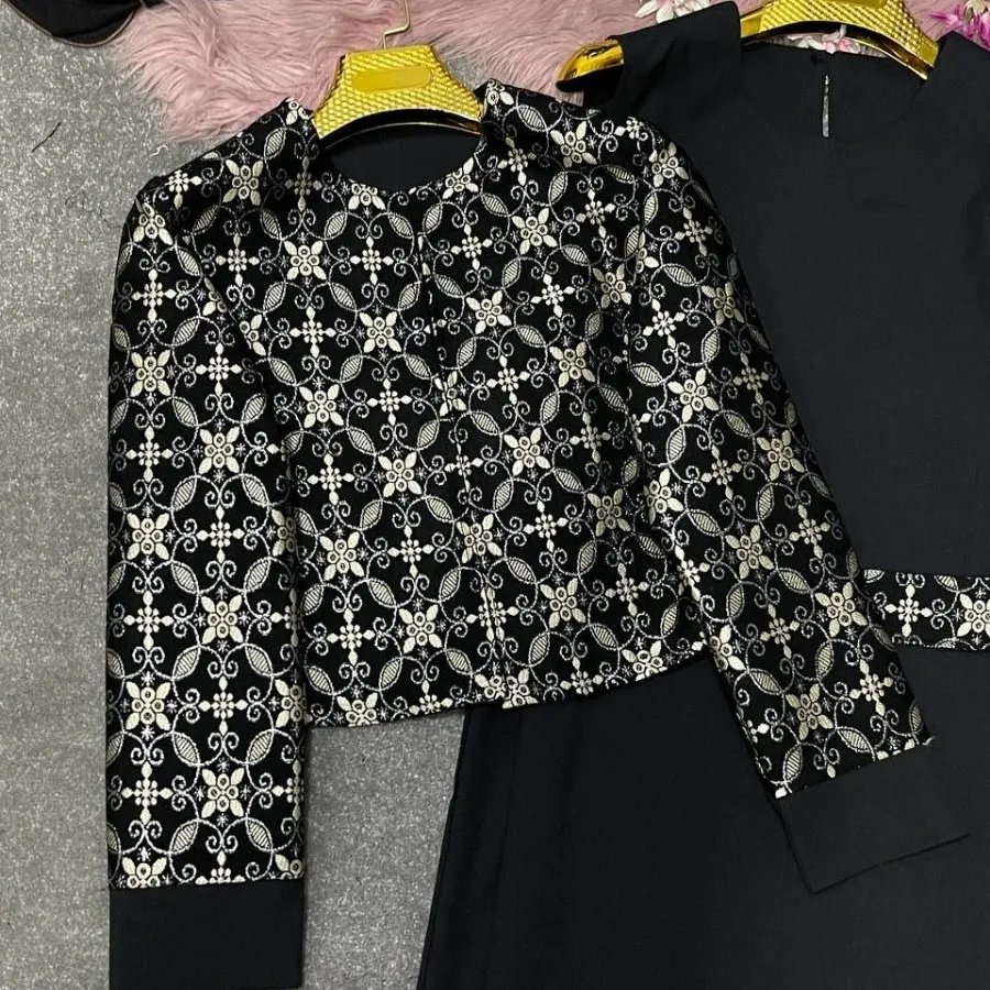 کت و سارافون