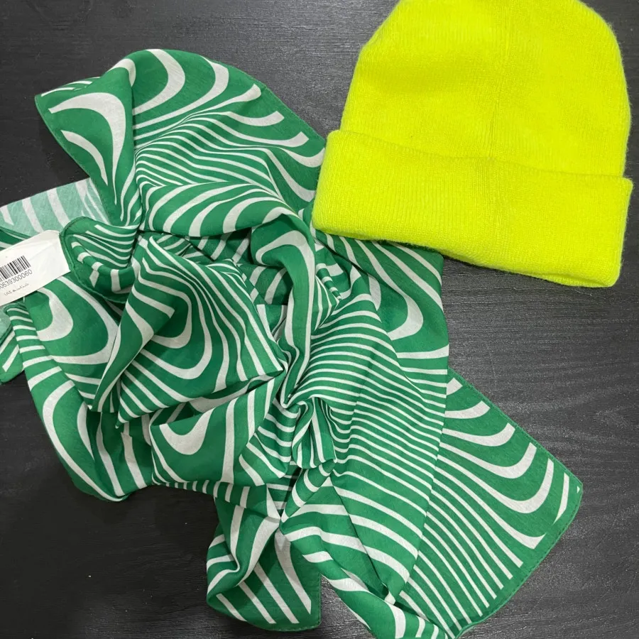 کلاه و اسکارف