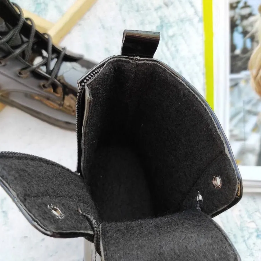 بوت میکی داخل کرک .ورنی