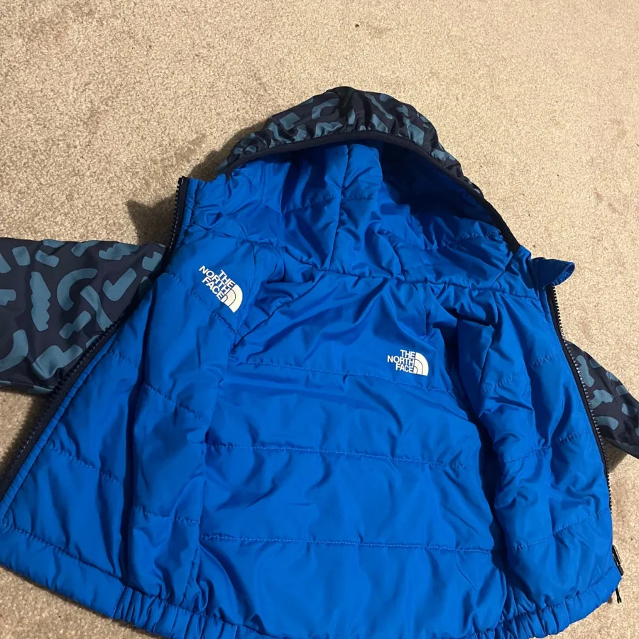 کاپشن نورث فیس