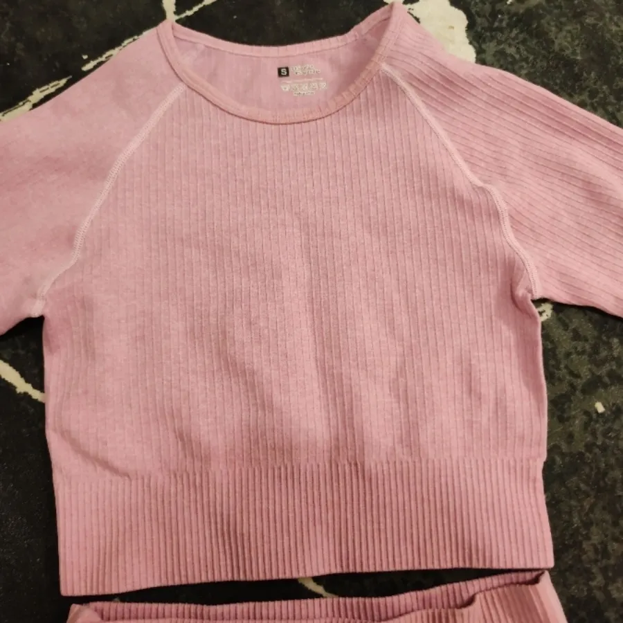 ست کراپ و شلوار ترک کشی