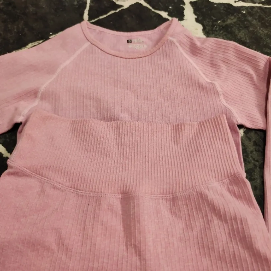 ست کراپ و شلوار ترک کشی