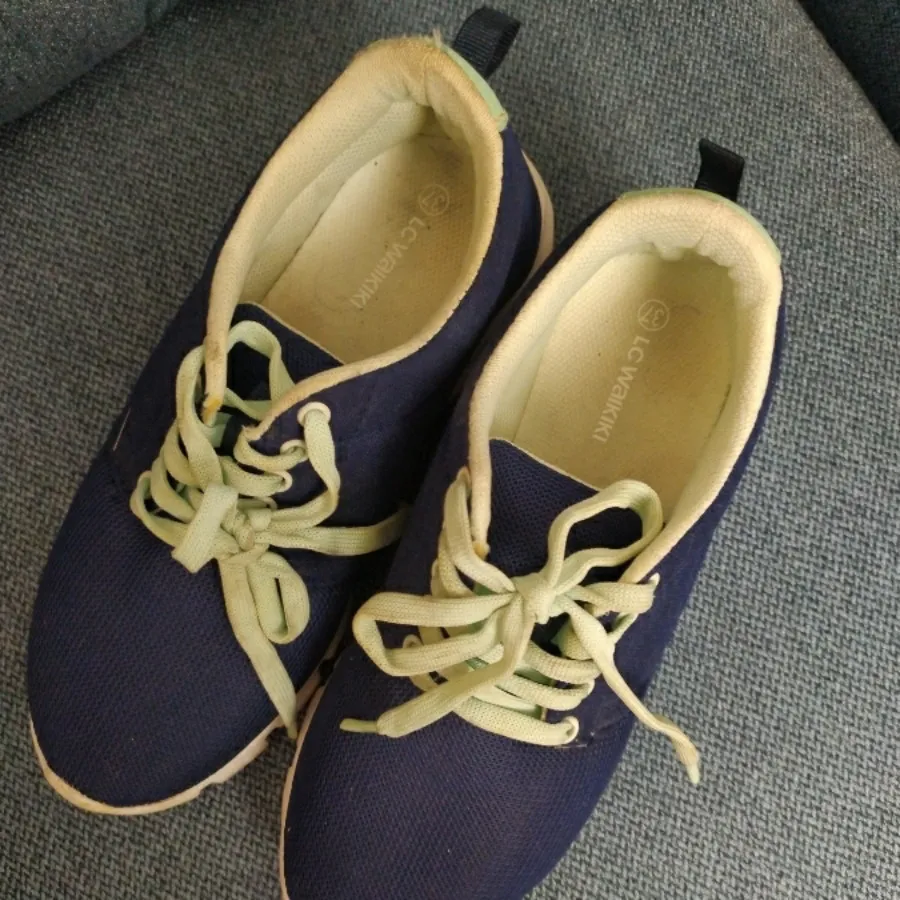 کفش السی واکیکی