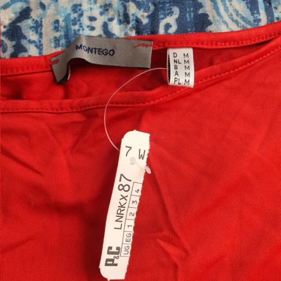 تاپ قرمز کشی سایز M