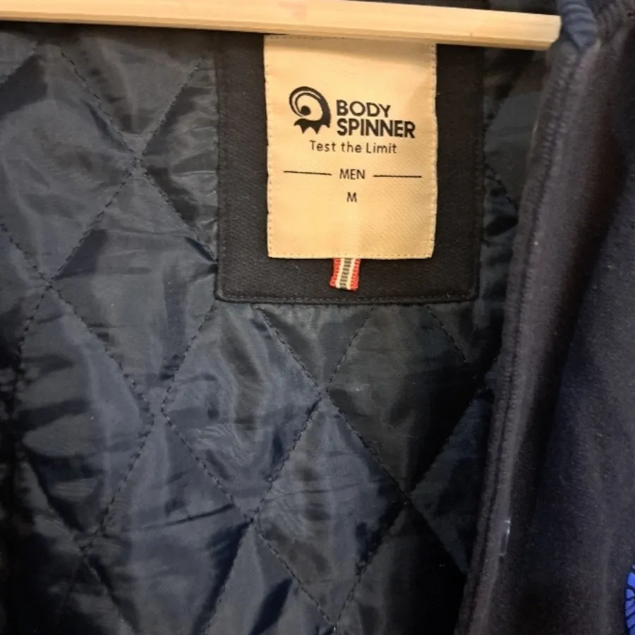 کاپشن پسرانه Mبادی اسپینر