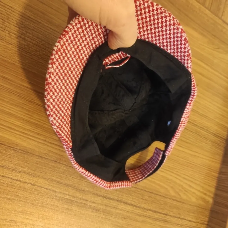 کلاه لبه دار