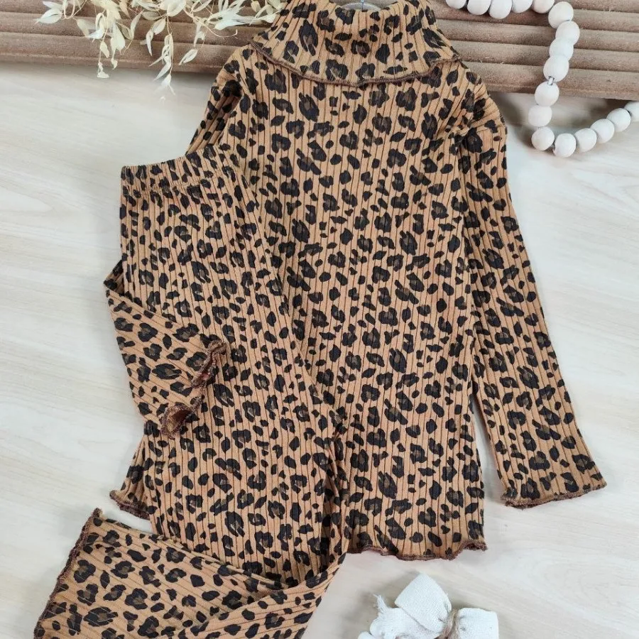 بلوز و شلوار یقه اسکی پلن