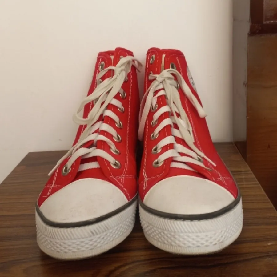 آل استار قرمز