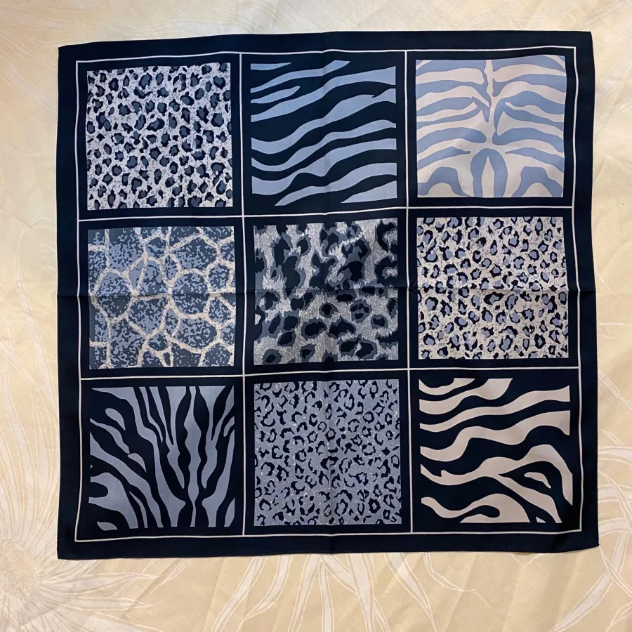 مینی اسکارف پلنگی