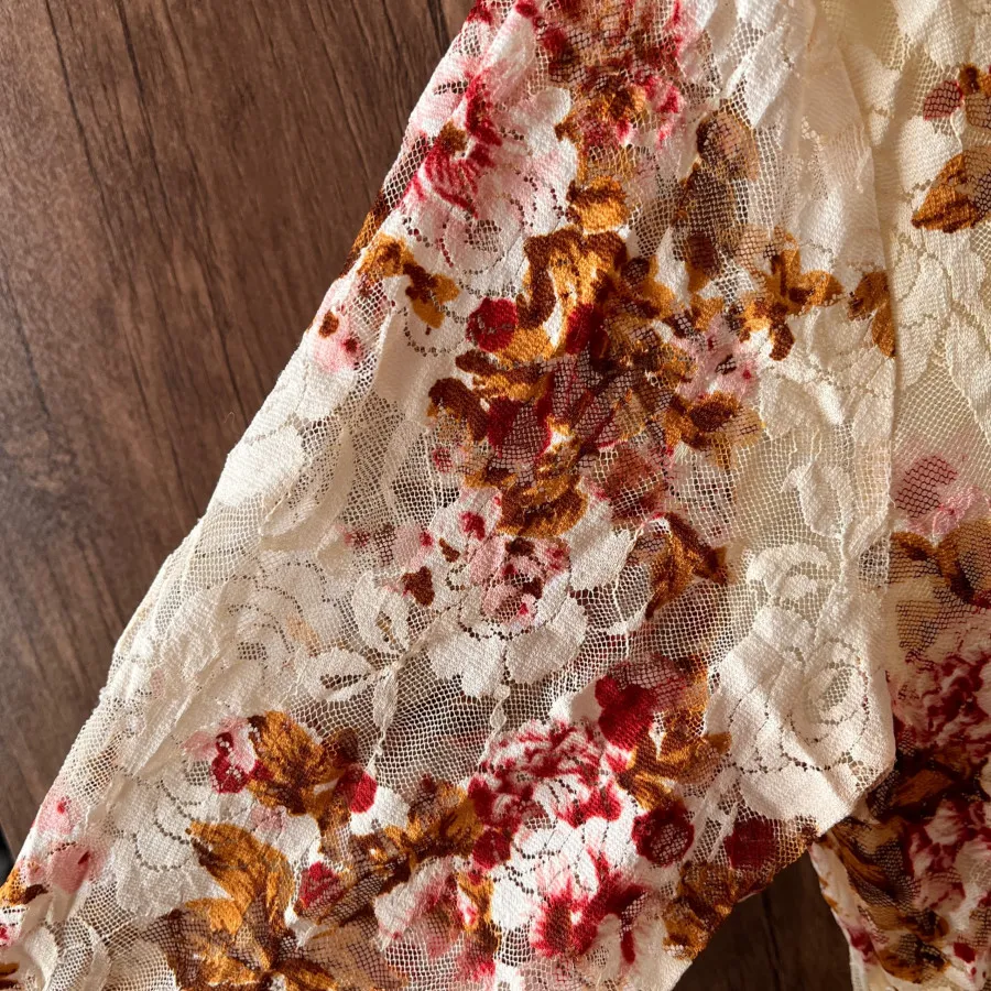 پیراهن زنانه