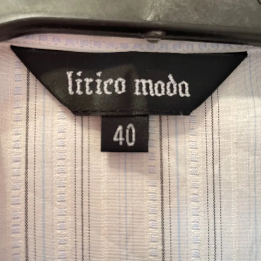 شومیز راه راه سفید