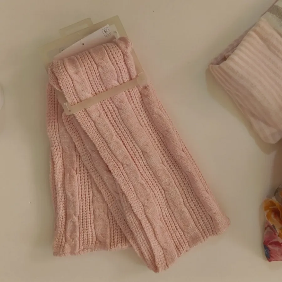 شال گردن صورتی