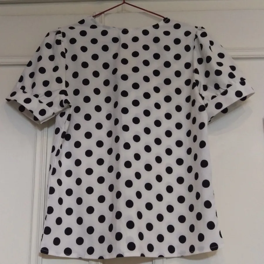 شومیز خالدار