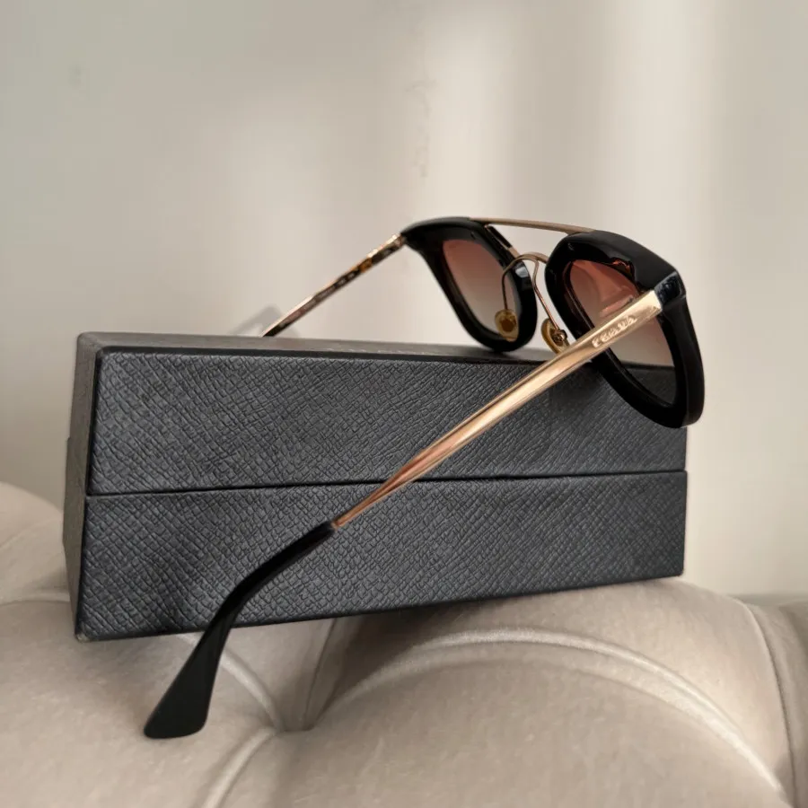 عینک پرادا اورجینال