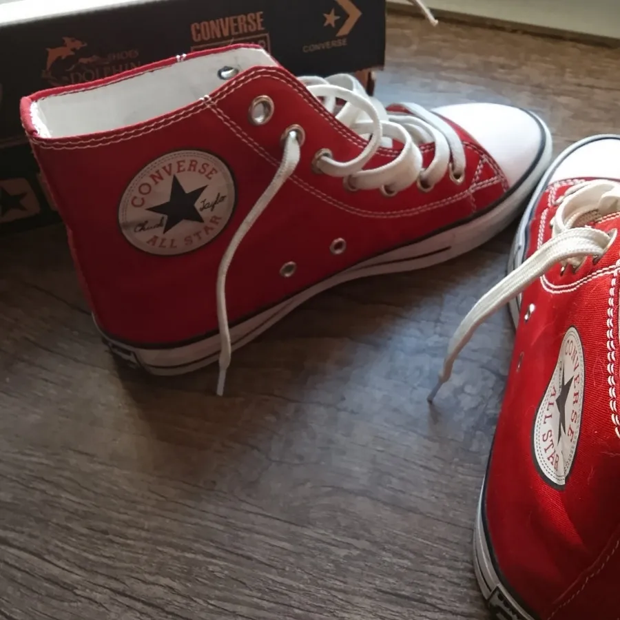 ال استار ساقدار قرمز