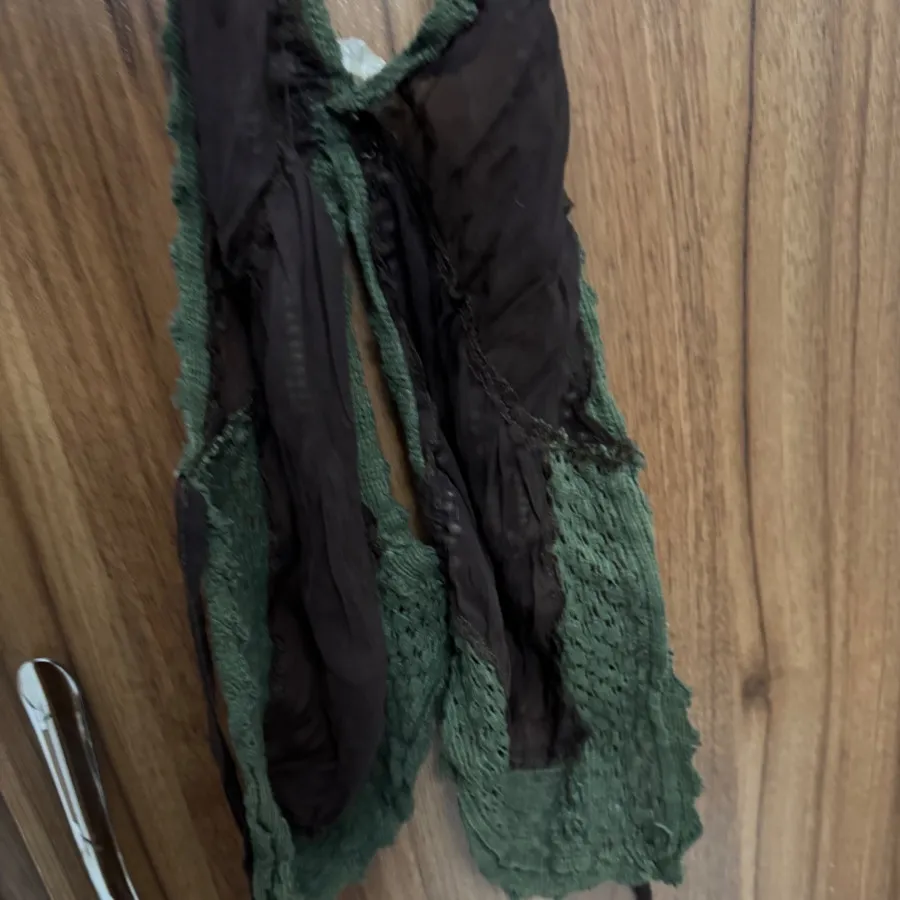 تاپ گردنی پشت گره ای