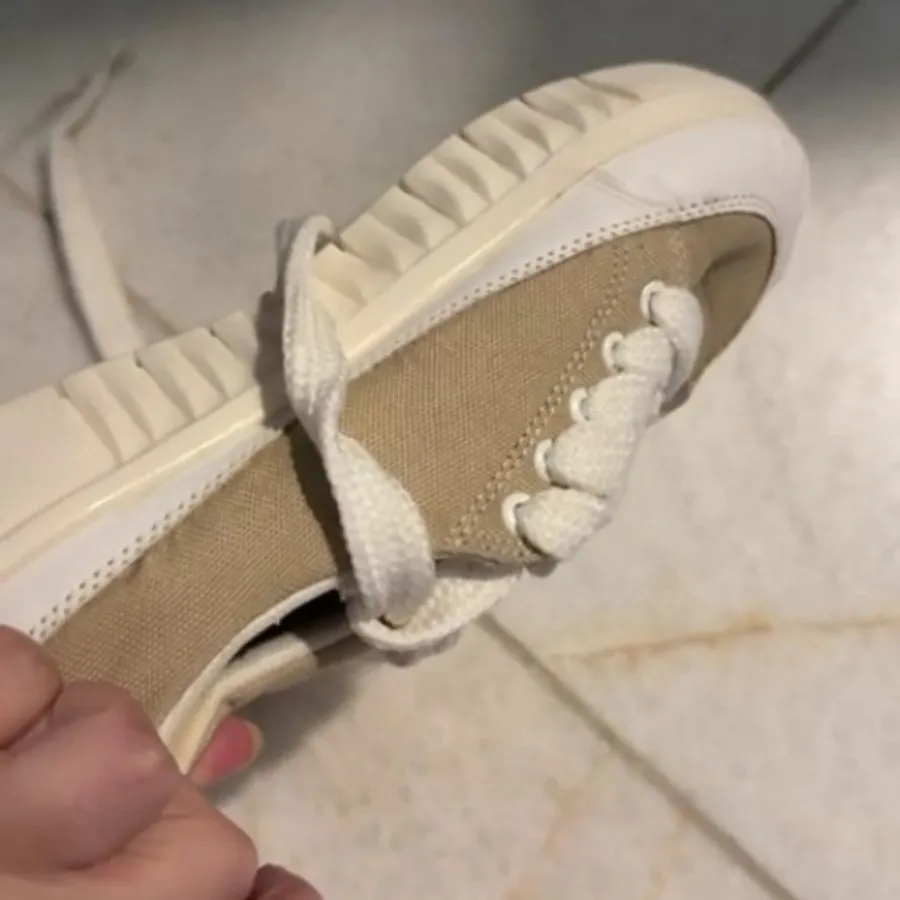 کفش اسپرت دخترونه