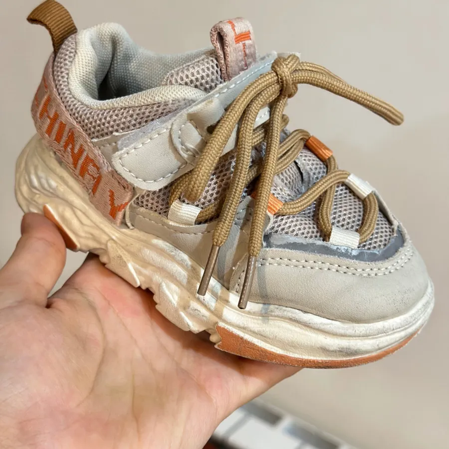 کفش بچه چونه