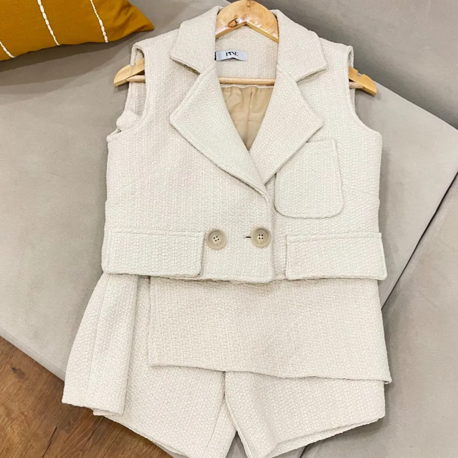 ست ژیله و شلوارک دامنی