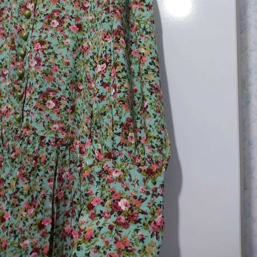 پیراهن گل گلی