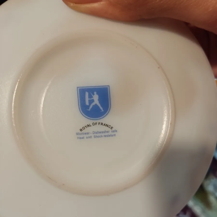 فنجان و نعلبکی رومانتیک