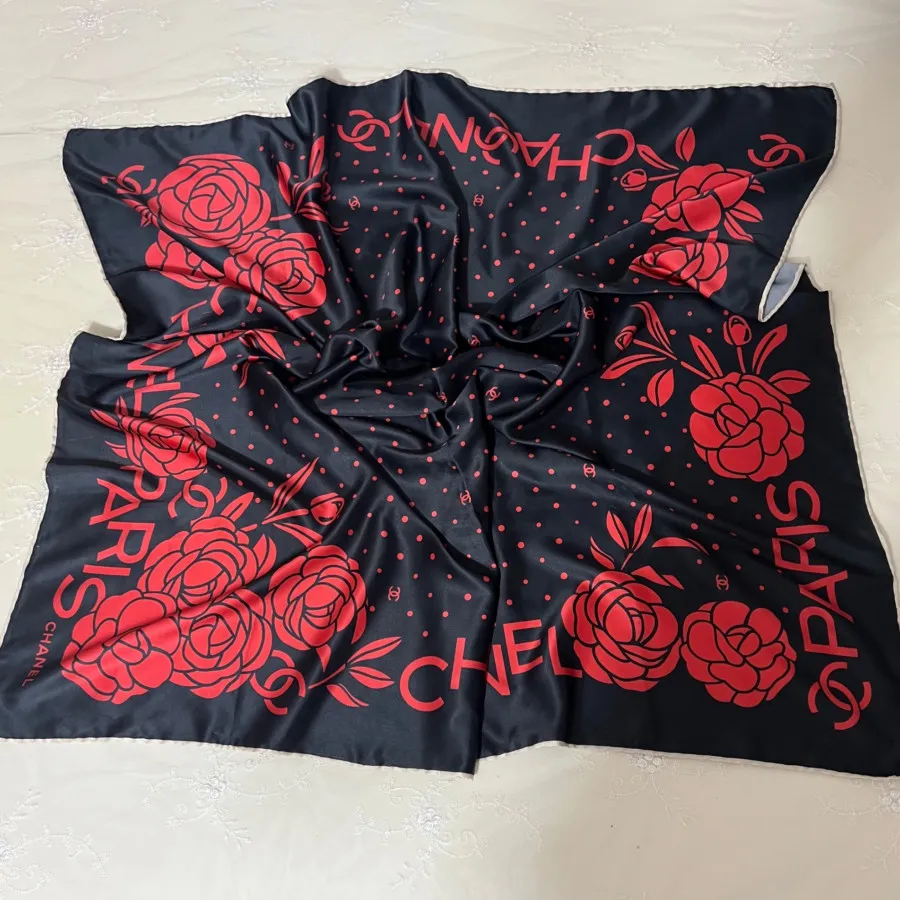 روسری برند شنل