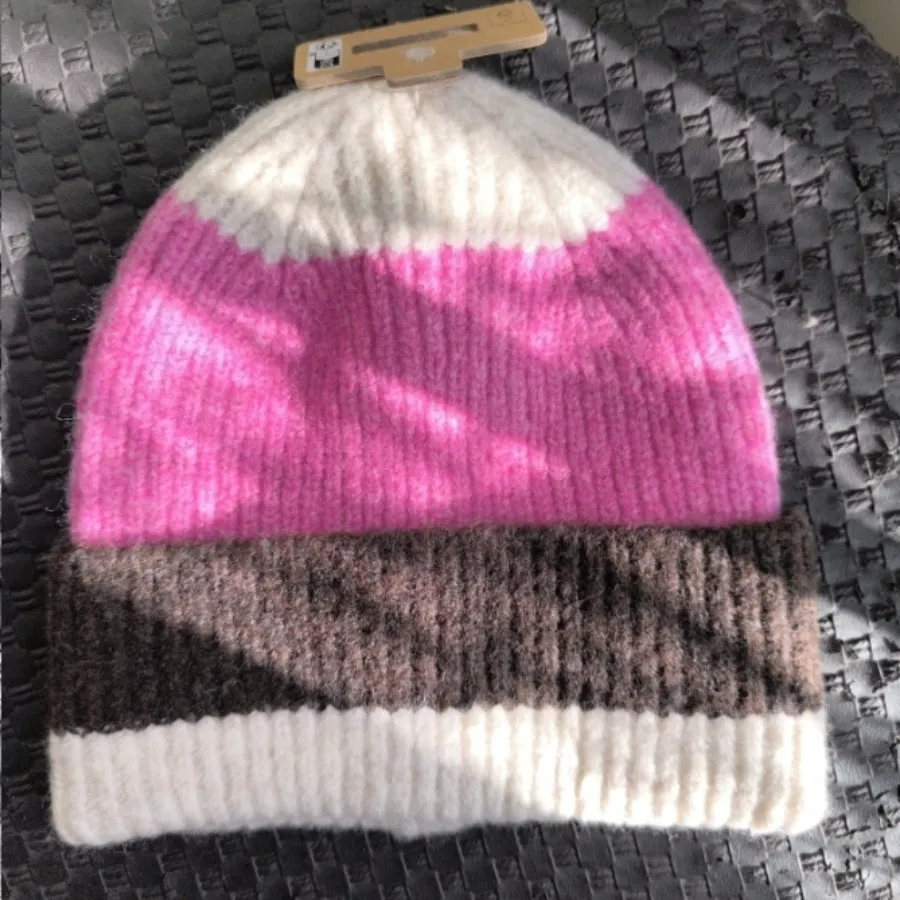 کلاه بافت وارداتی