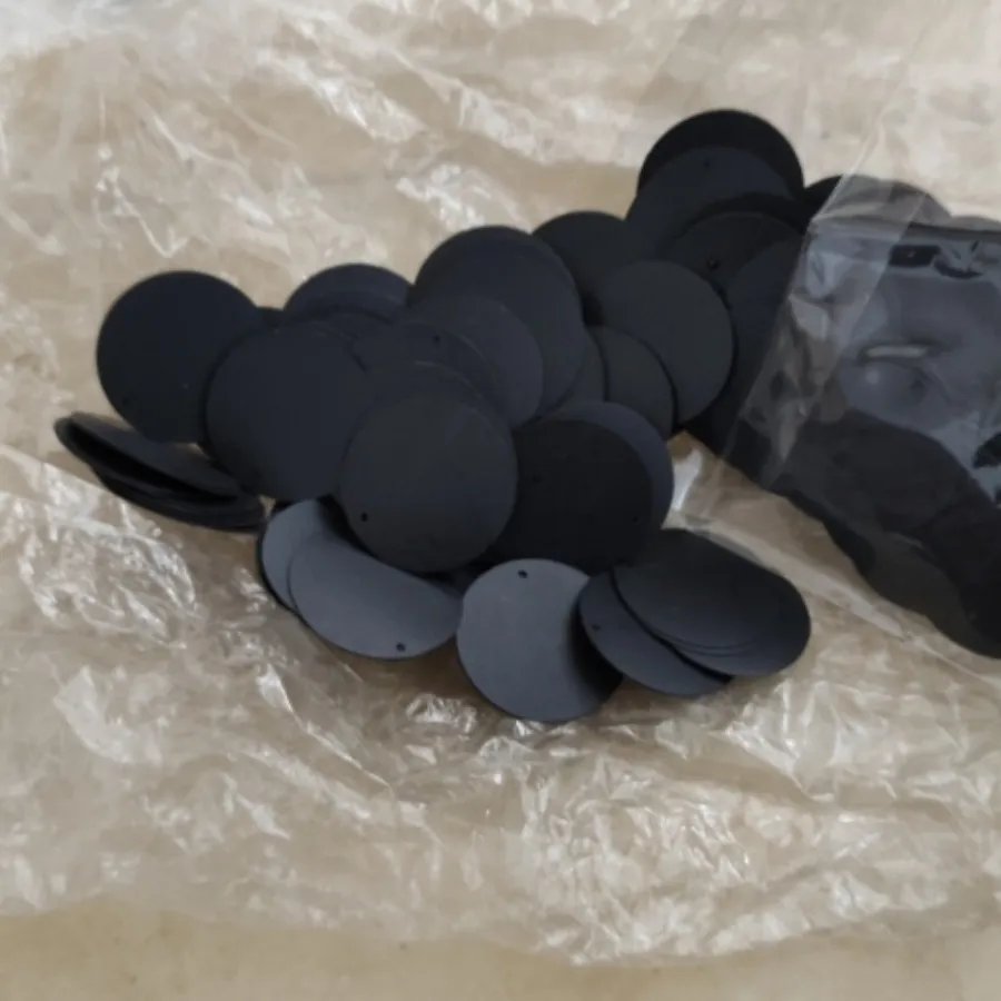 پولک سوراخدار