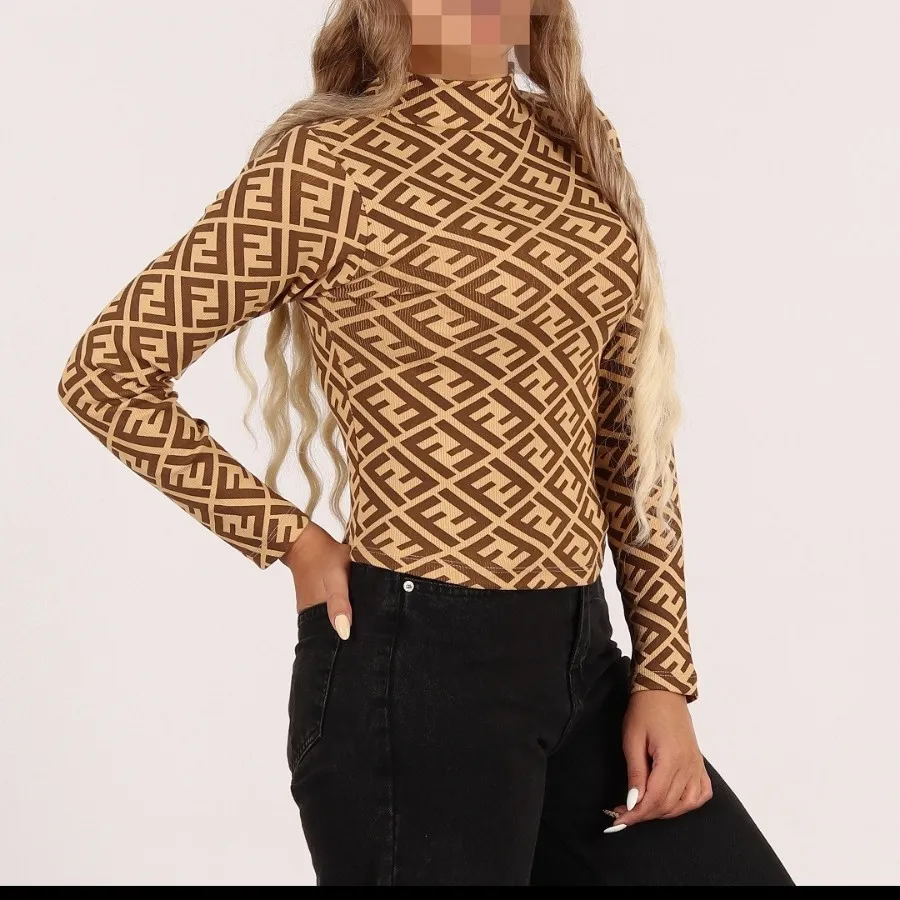 بلوز کراپ فندی