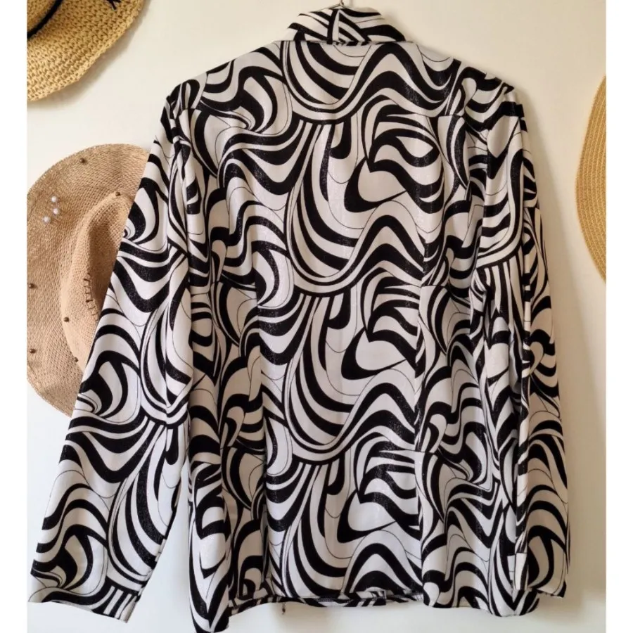 کت پوست ماری 44