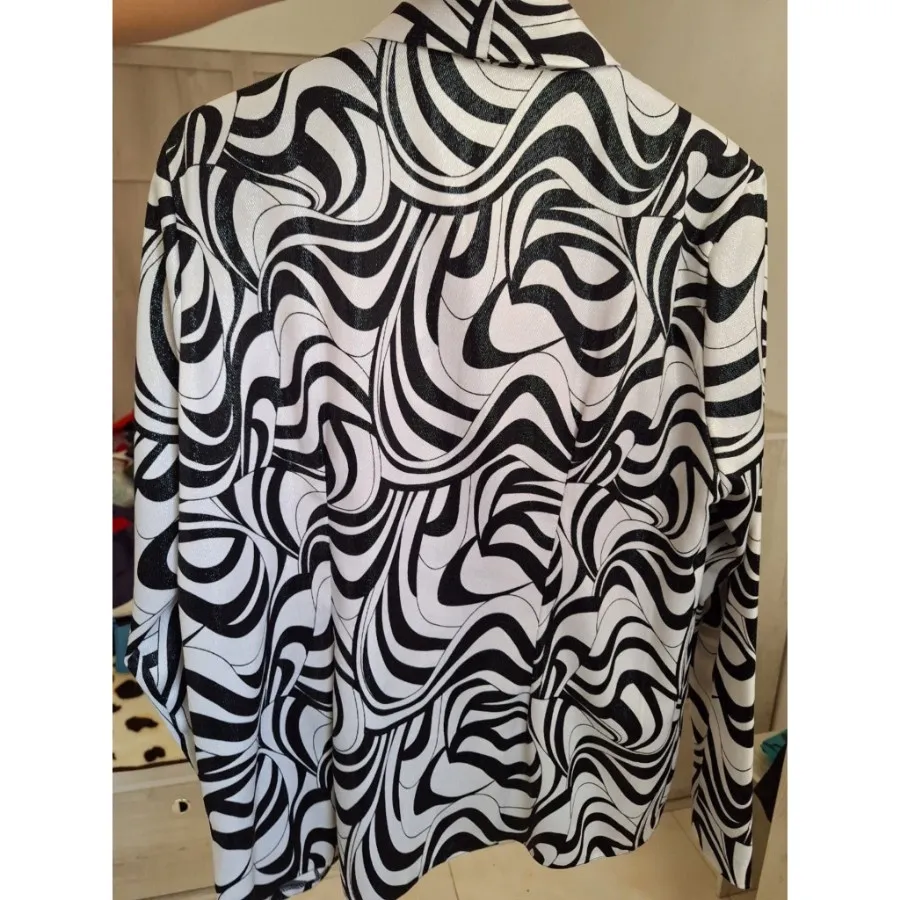 کت پوست ماری 44