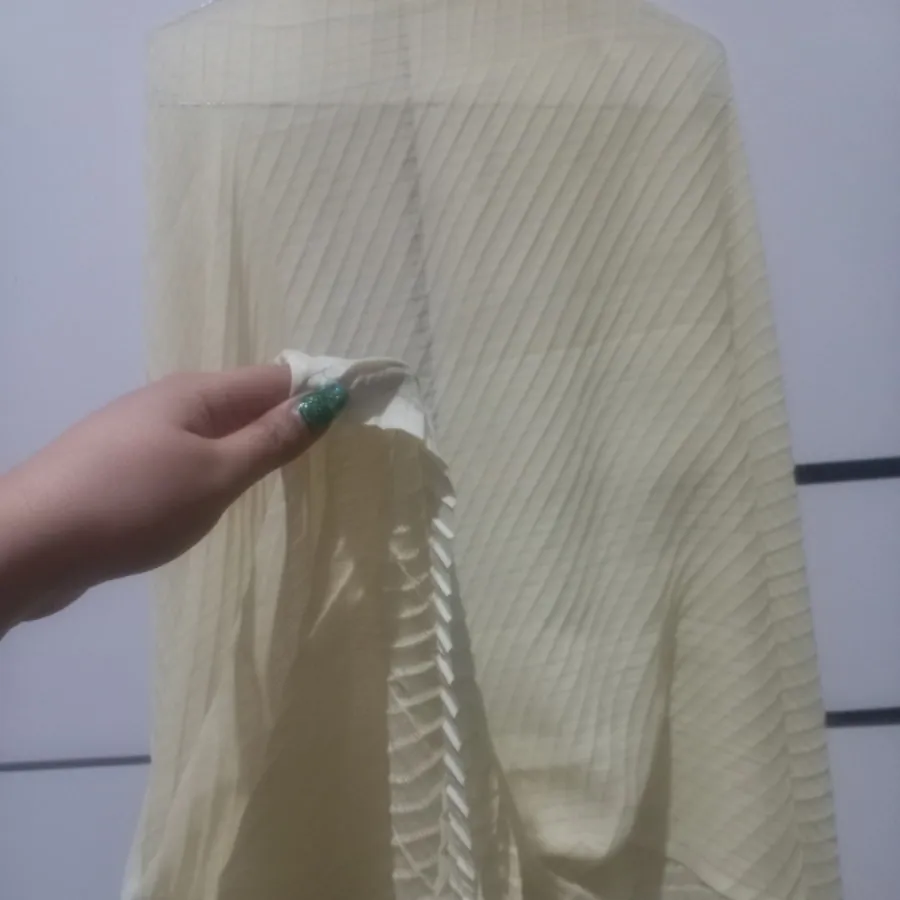 شال کرم بلند کاملا نو