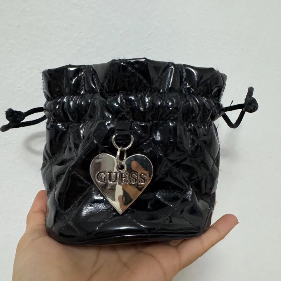 کیف مشکی زیورالات guess