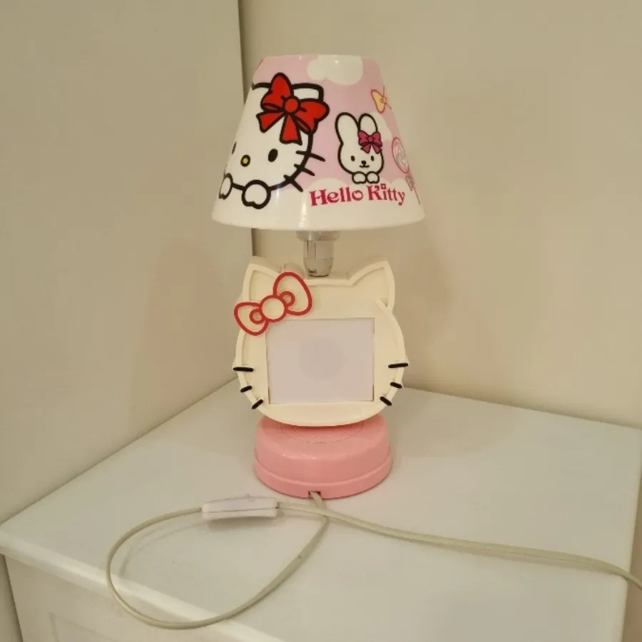 ست ساعت و چراغ خواب