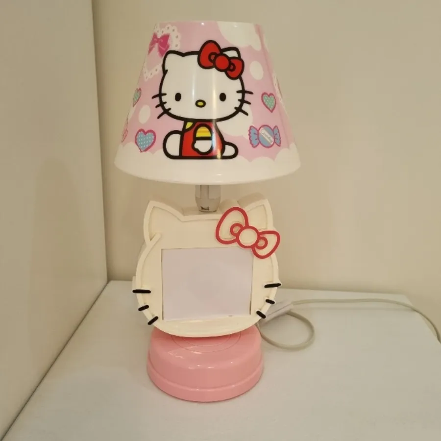 ست ساعت و چراغ خواب