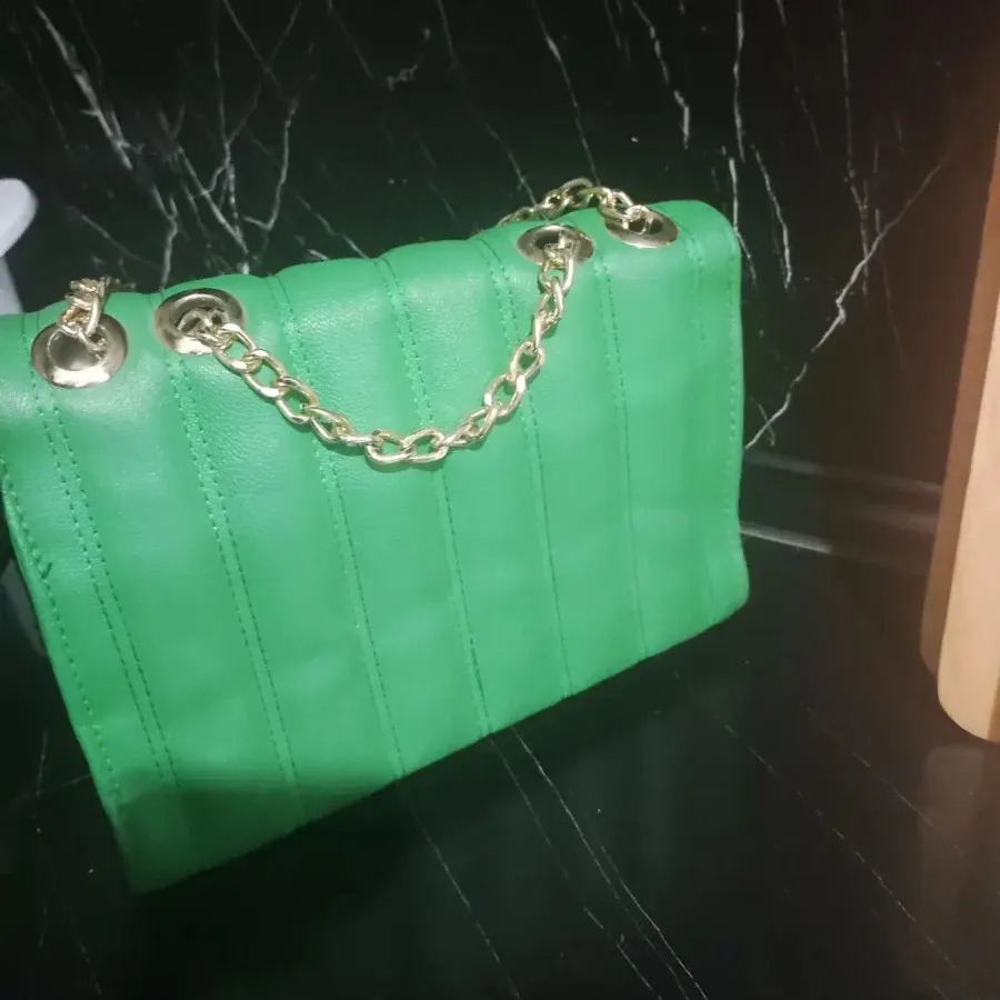 کیف بند زنجیر رنگ ثابت