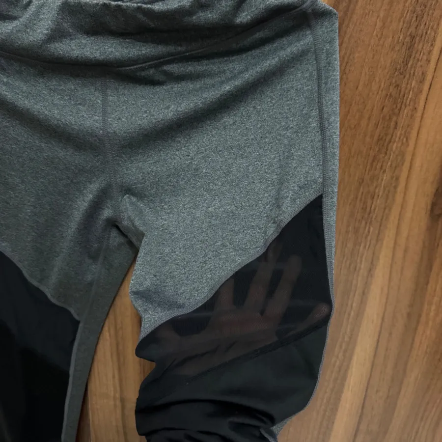 شلوار ورزشی لگ