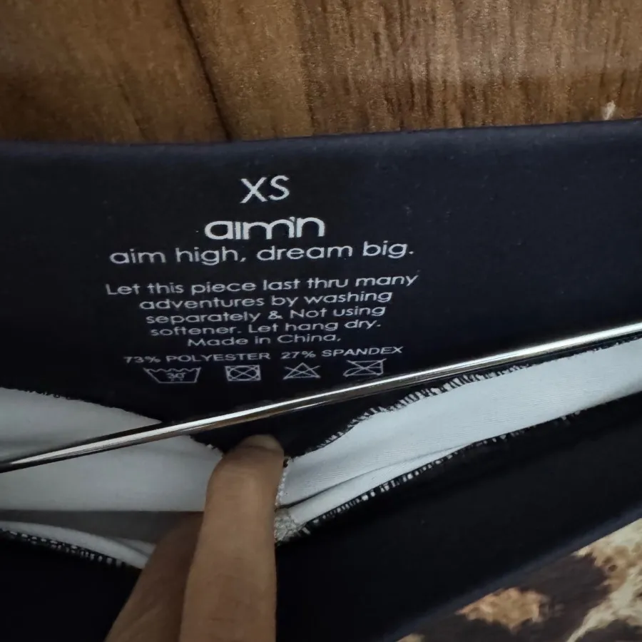 لگینگ ورزشی پلنگی برند