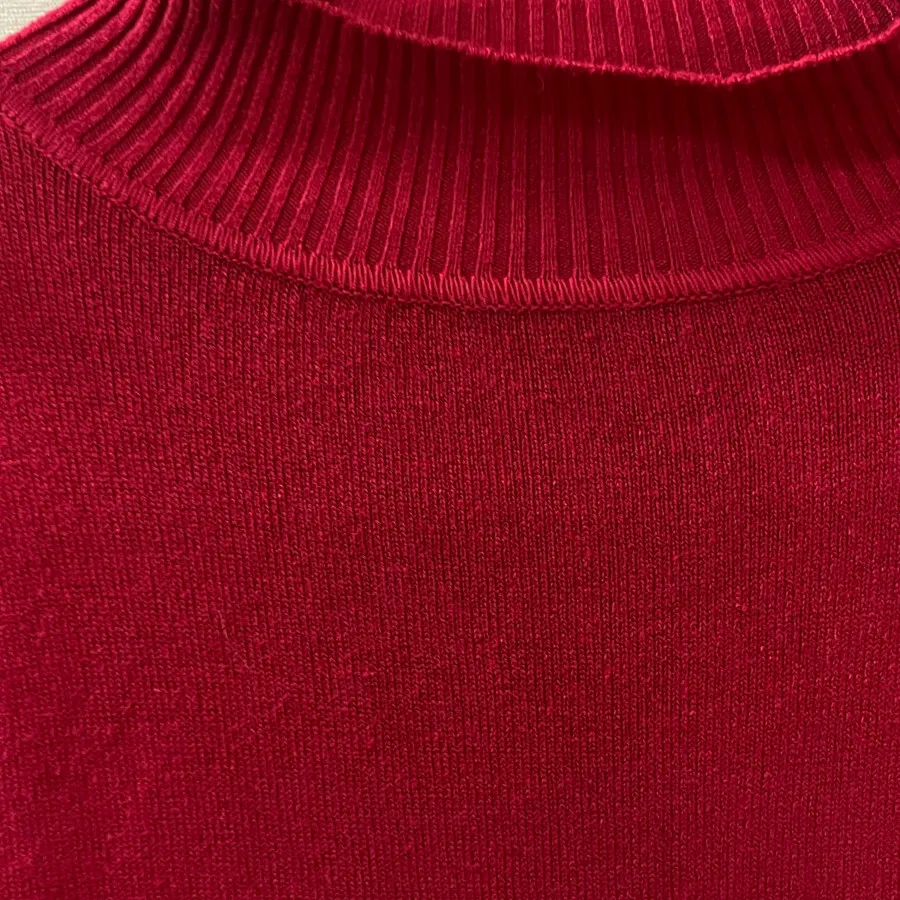 بافت یقه اسکی قرمز